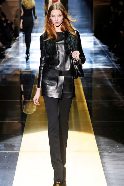Look 33